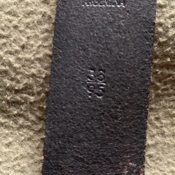 Men’s Chaps black leather dress belt. Silver buckle. Size 38 - Picture 9 of 9